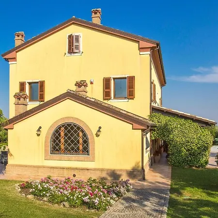 Holiday home Beautiful In With Kitchen *